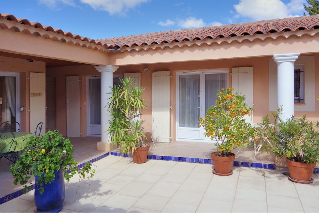 Appart'Hotel Villa Elaia Puyméras Εξωτερικό φωτογραφία